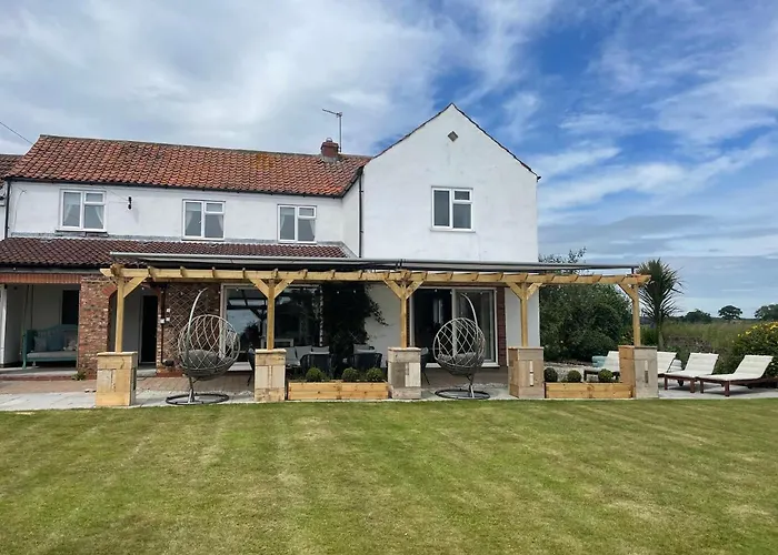 Deighton Country house