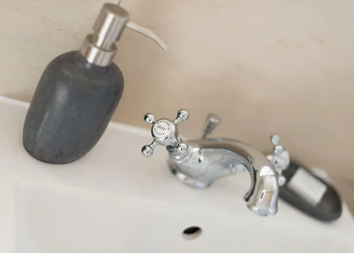 Deighton Country house